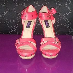 Yoki wedges